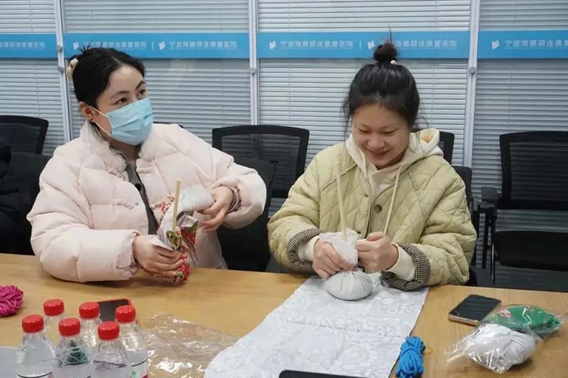 宁波海曙顾连康复医院开展三八妇女节活动